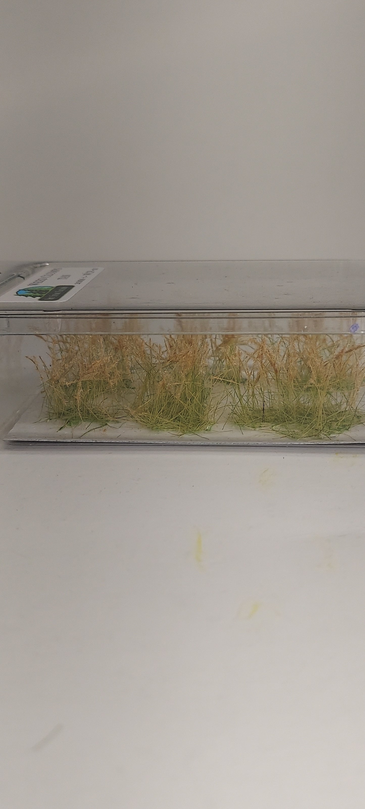 Tan Weed Clumps (Type 2)