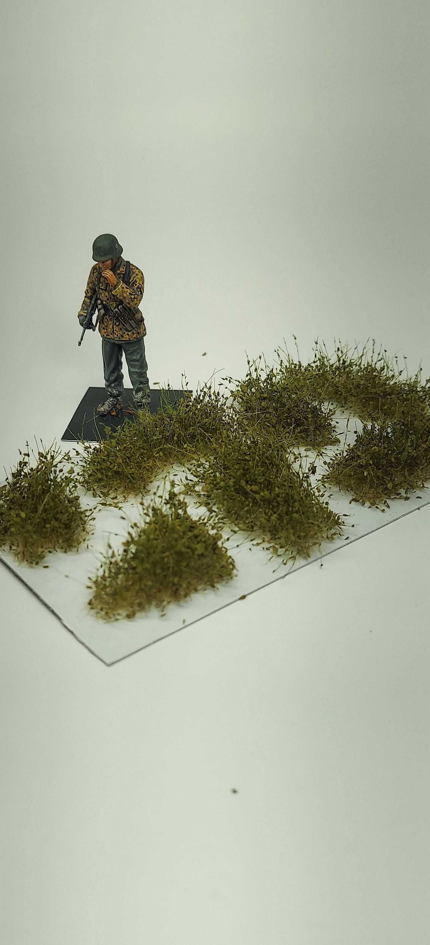 Leafy Bush Clumps 13mm +/- [Olive]